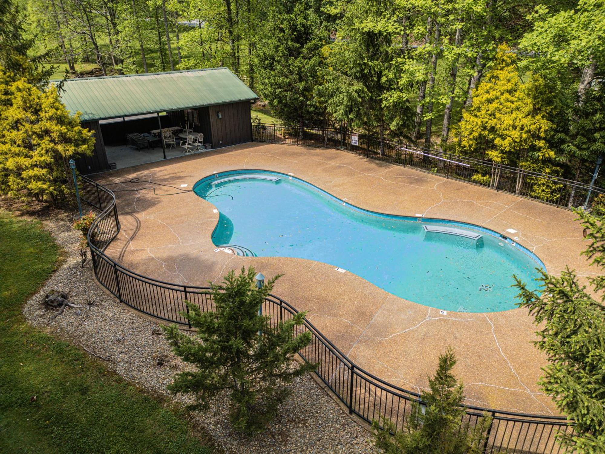 Love Me Tender Studio Cabin Sevierville Ruang foto