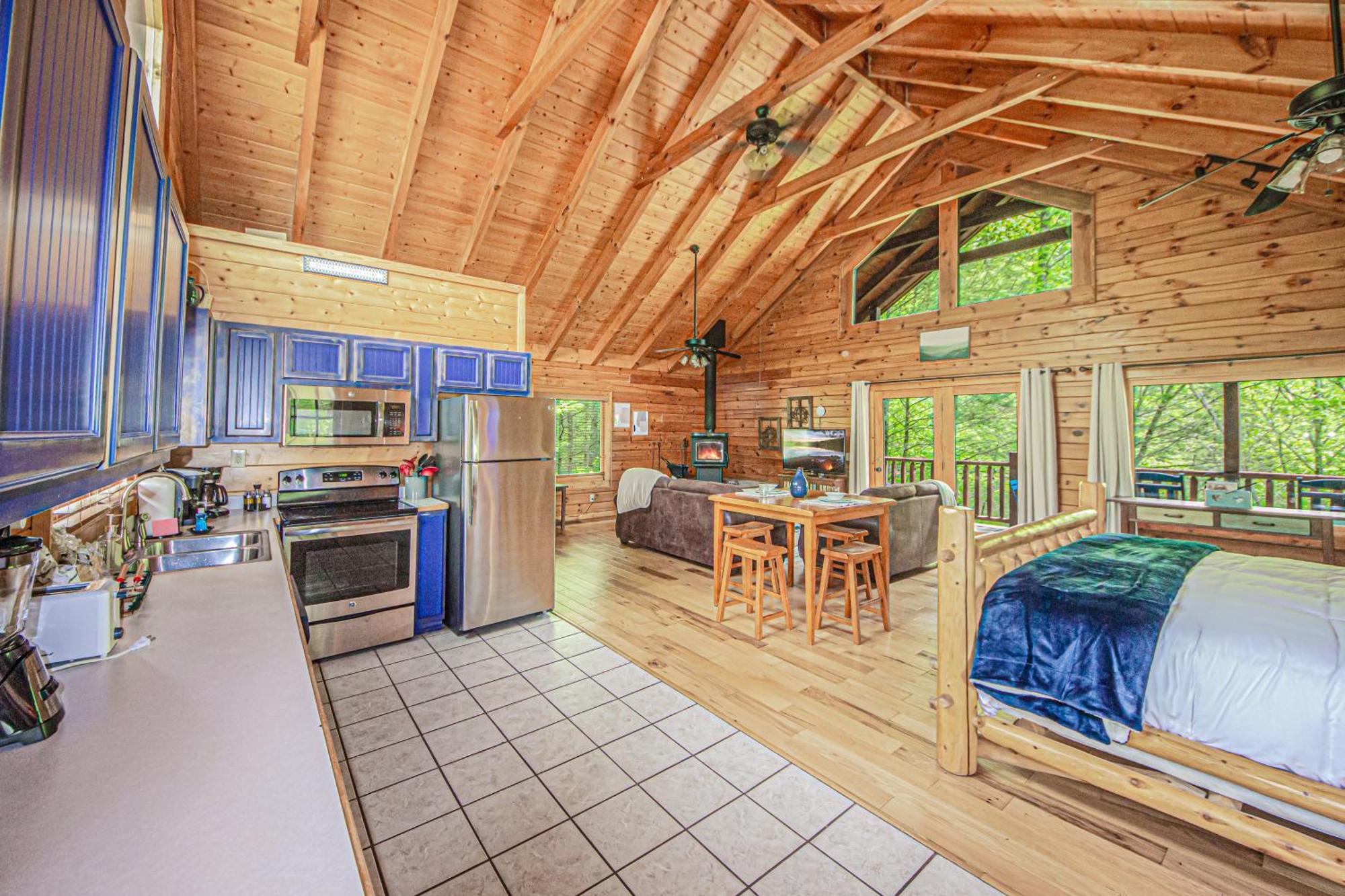 Love Me Tender Studio Cabin Sevierville Ruang foto