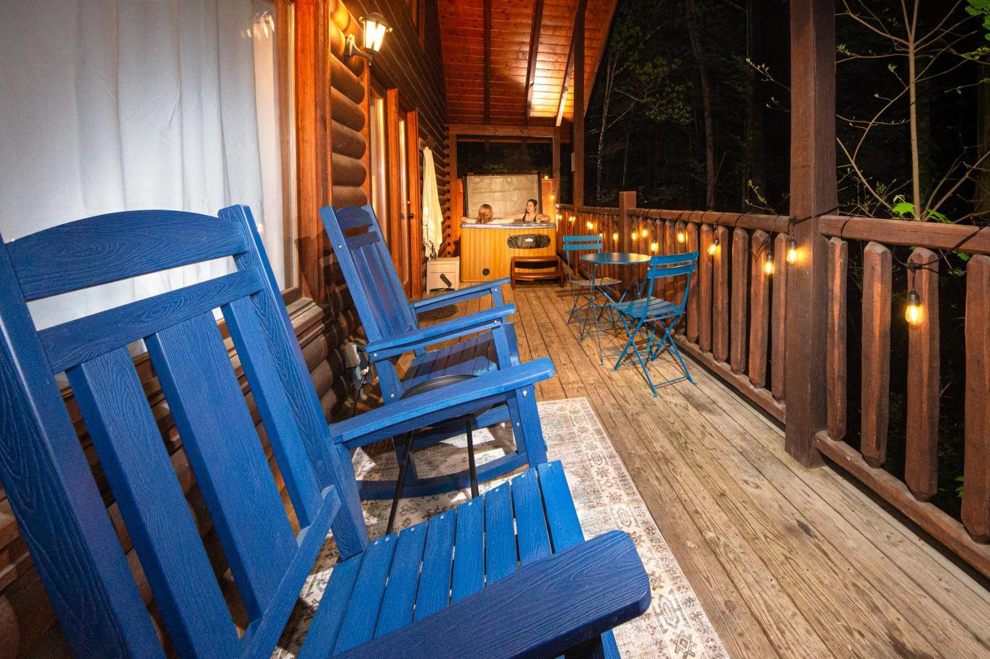 Love Me Tender Studio Cabin Sevierville Ruang foto
